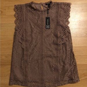 New “Cable & Gauge” blouse size Small with tag